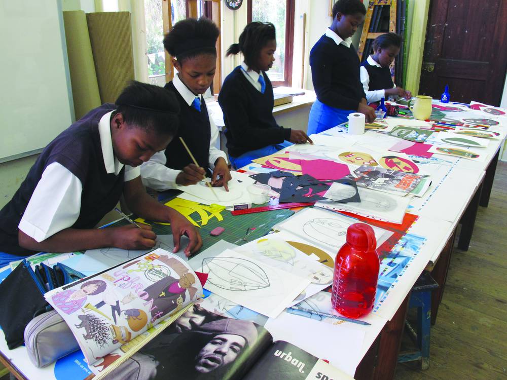 Learners from Isilimela High School working on their projects at the Peter Clarke Art Centre (formerly known as the Frank Joubert Art Centre).